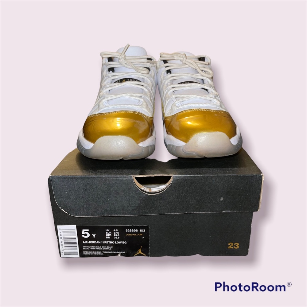 Air Jordan 11 Gold Metallic